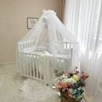 Baldachýn nad postieľku s brmbolcami Soft – biely