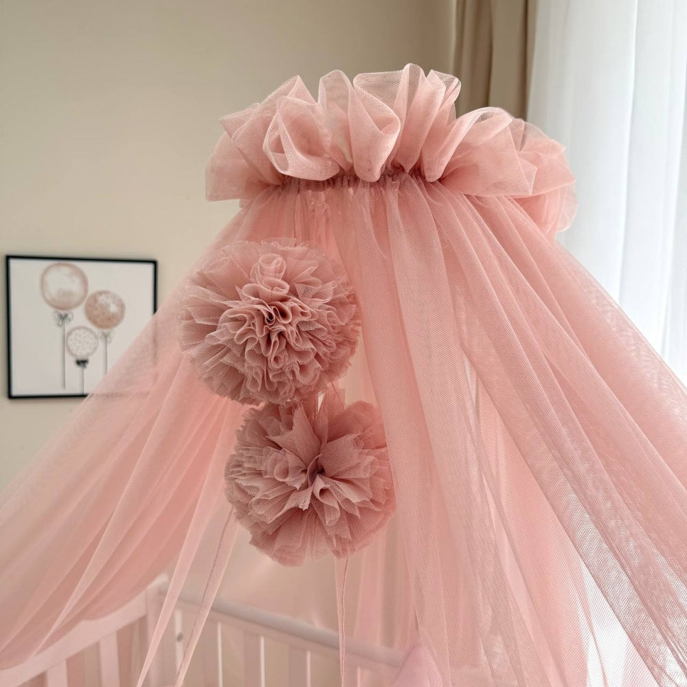 Baldachýn nad postieľku s brmbolcami Soft – púdrový