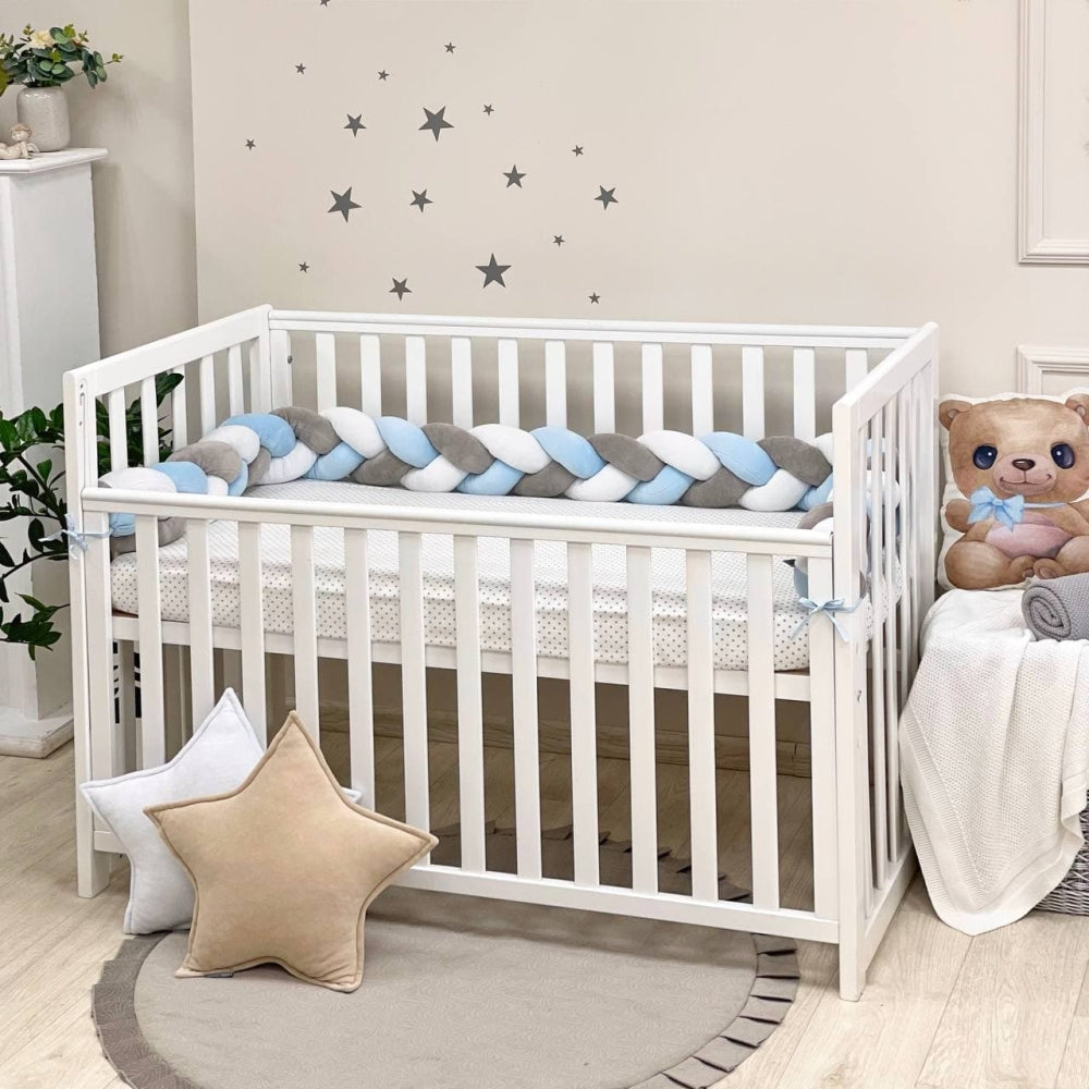 Pletený mantinel do postieľky 220 cm – biela/sivá/modrá