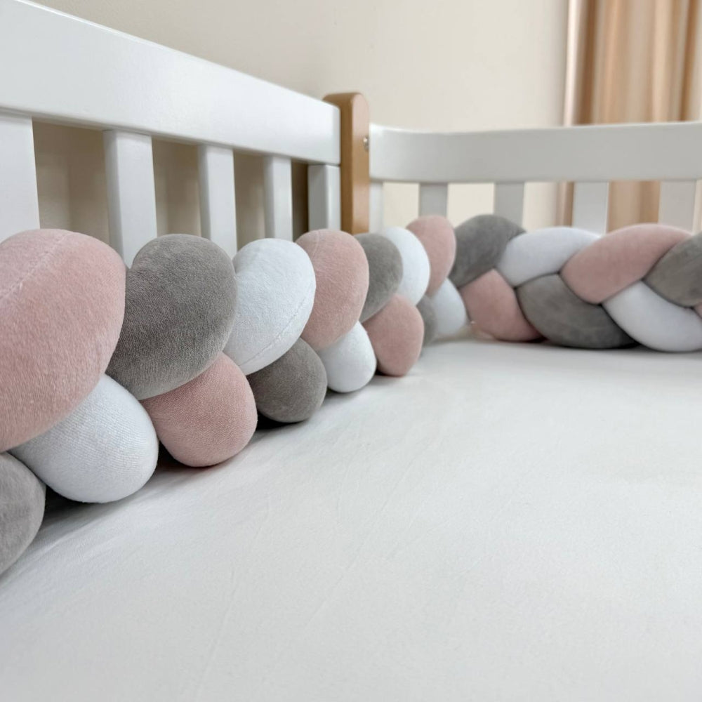 Pletený mantinel do postieľky 360 cm – biela/sivá/púdrová