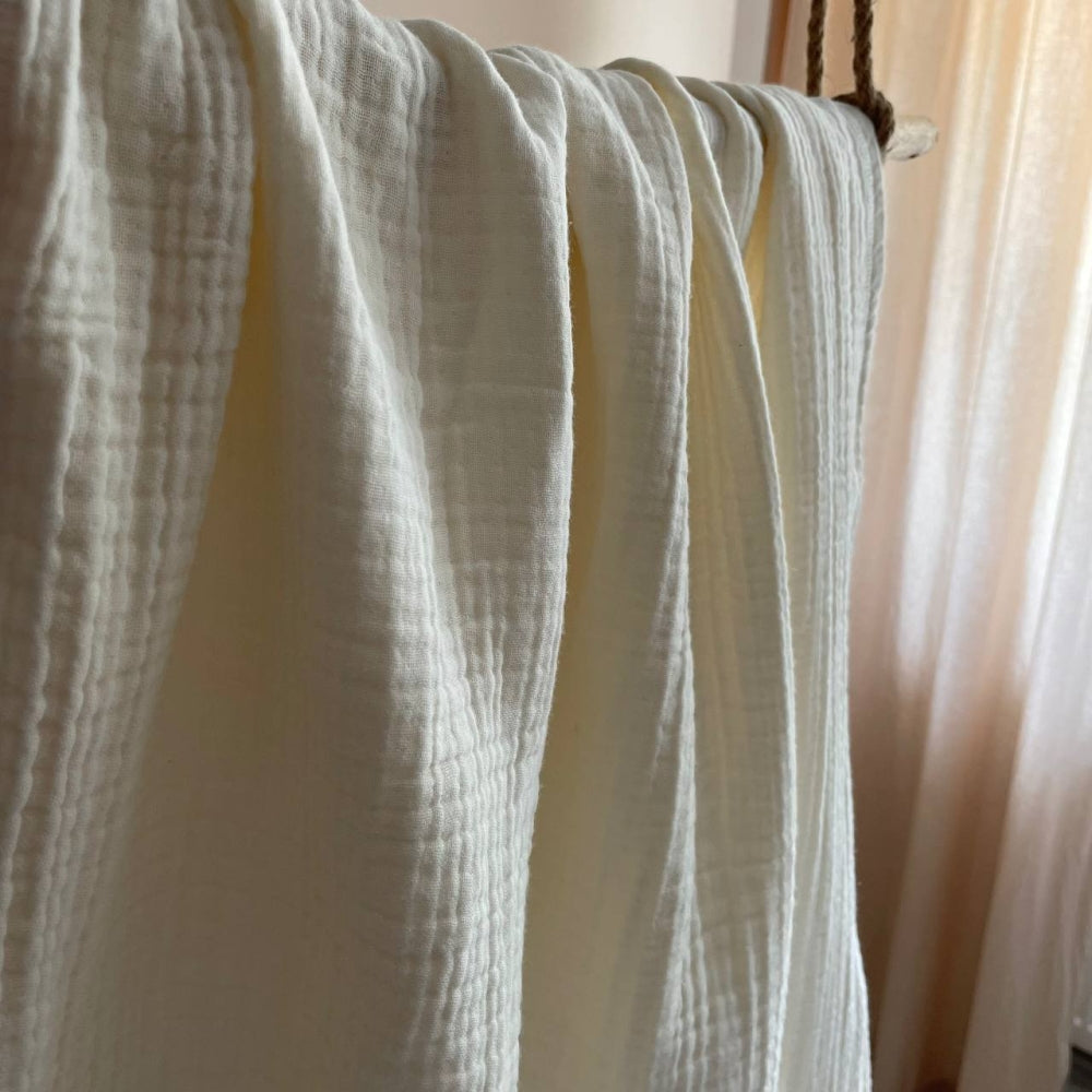 Mušelínová deka pre bábätko bez strapcov – krémová