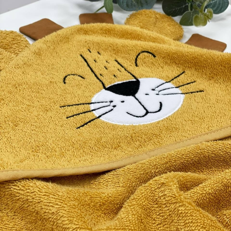 Detská osuška s kapucňou Levík – horčicová