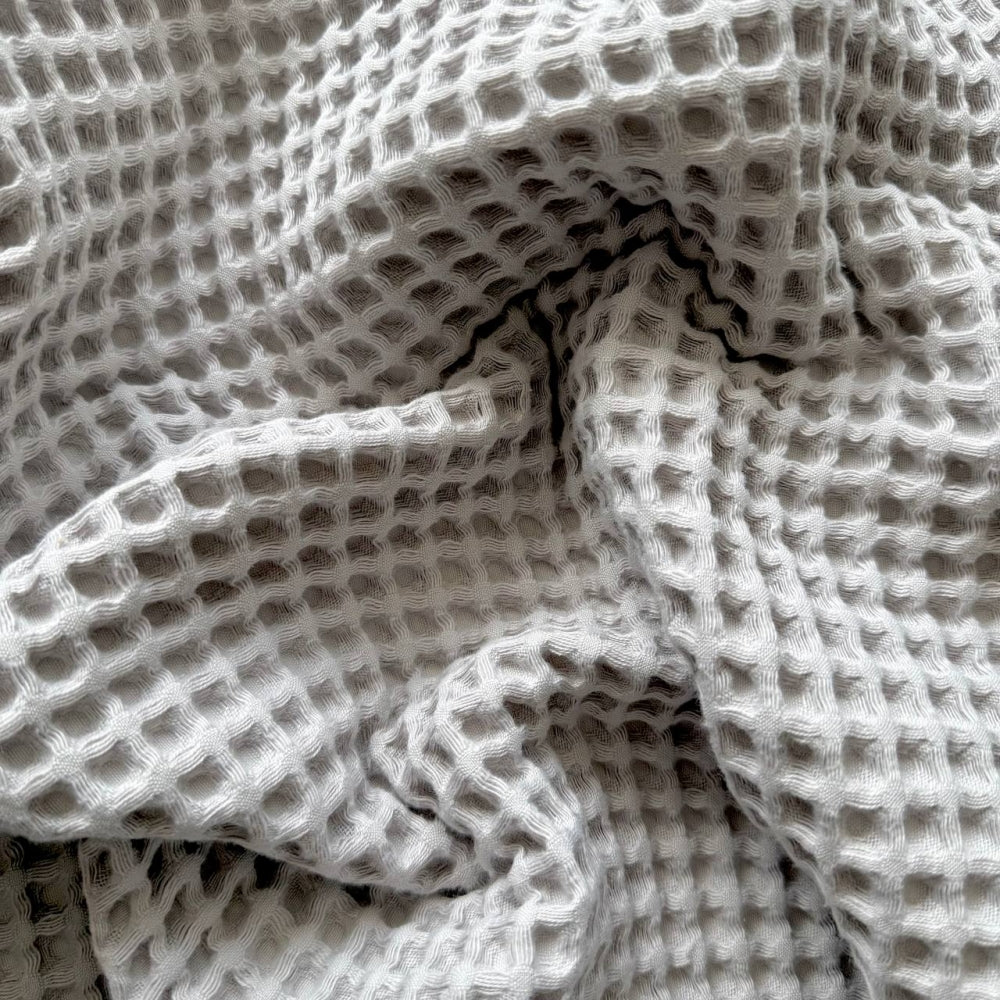 Vaflový uterák s kapucňou pre bábätko sivý, 90 × 90 cm