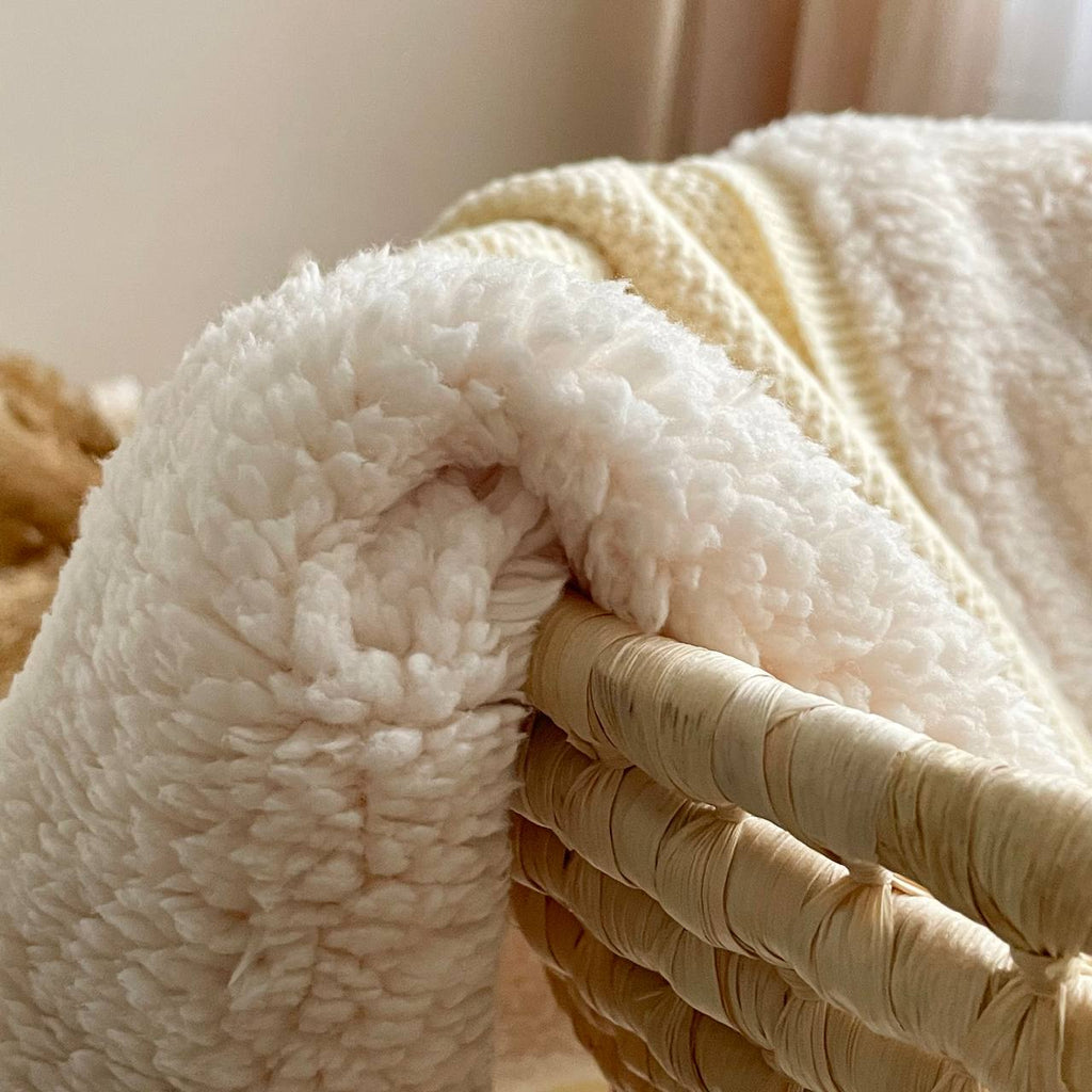 Pletená bavlnená deka pre bábätko Teddy Rohožka – mliečna