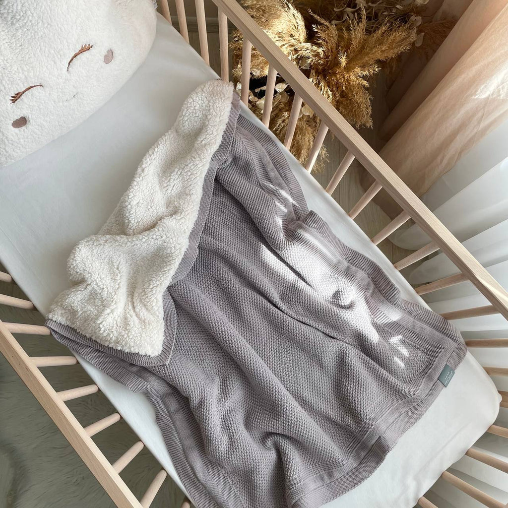 Pletená bavlnená deka pre bábätko Teddy Rohožka – sivý